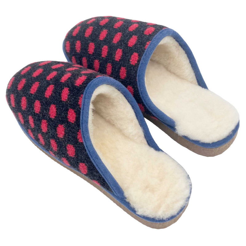 grey and red dot knitted slippers lined with sheepskin