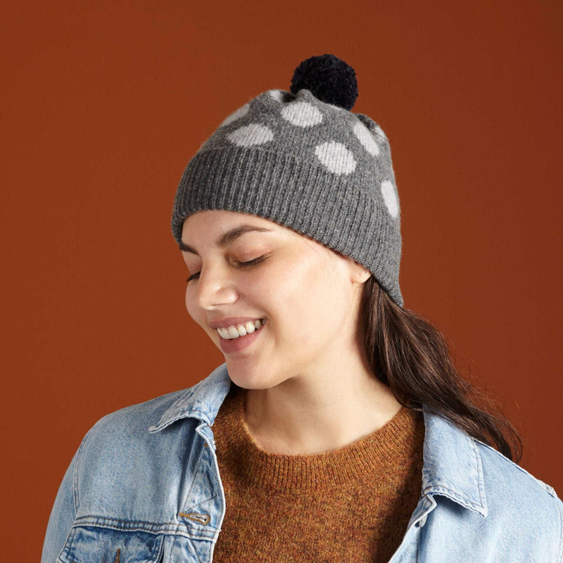 HAT - spot - grey - grey pompom