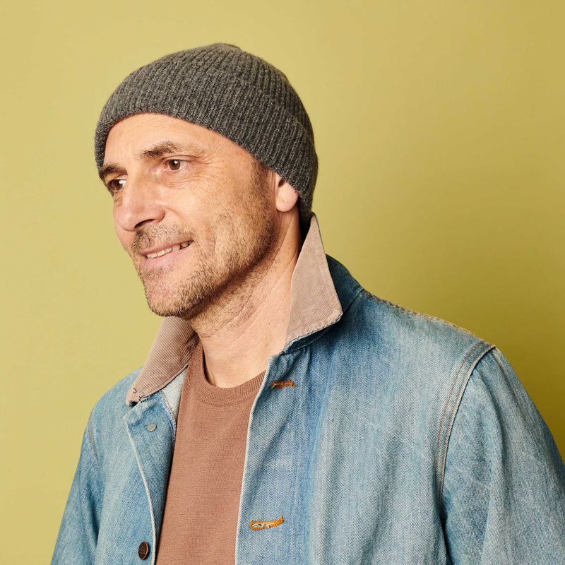 Mid-Grey Ribbed Lambswool Unisex Beanie