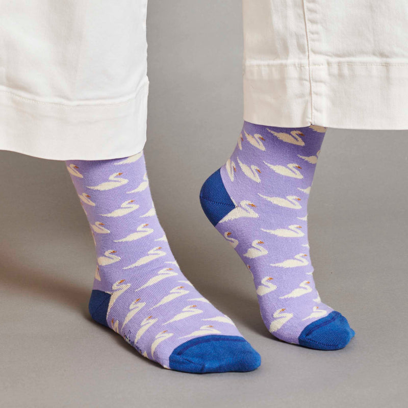 Women's Lilac Swan Organic Cotton Ankle Socks