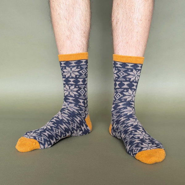 Men's Navy & Soft Brown Fair Isle Lambswool Ankle Socks