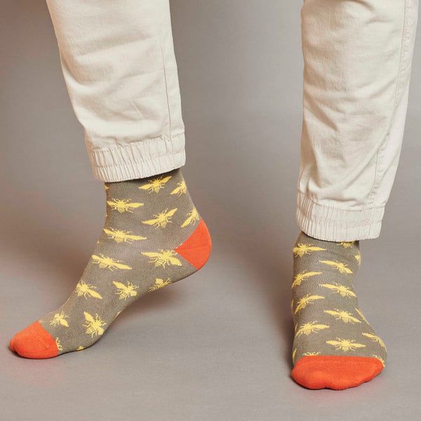 Men's Grey Bee Organic Cotton Ankle Socks