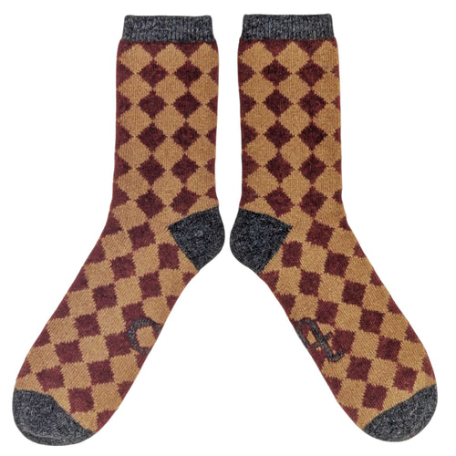 Men's Soft Lambswool Ankle Socks - Red & Brown Diamonds