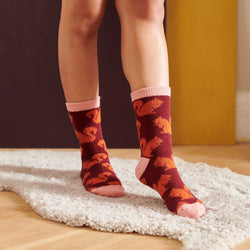 Women's Soft Lambswool Ankle Socks - Plum Squirrels