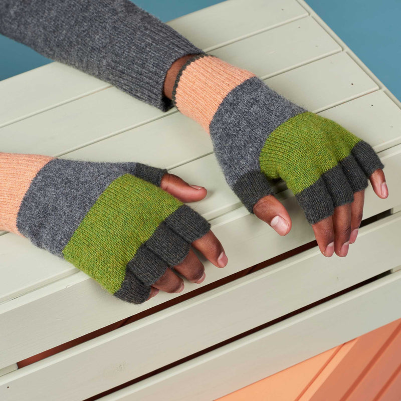 Unisex Seaweed & Peach Colour Block Fingerless Gloves