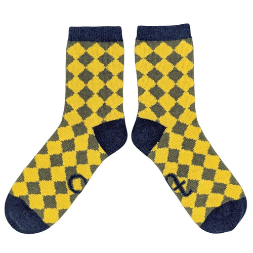 Women's Soft Lambswool Ankle Socks - Yellow & Green Diamond Pattern