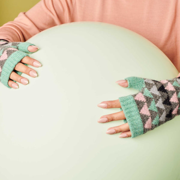 Women's Grey & Mint Triangle Lambswool Wrist Warmers