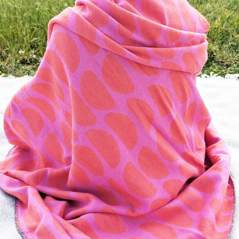 Half-Moons Bright Pink Organic Cotton Throw